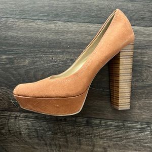 CUTE PUMPS